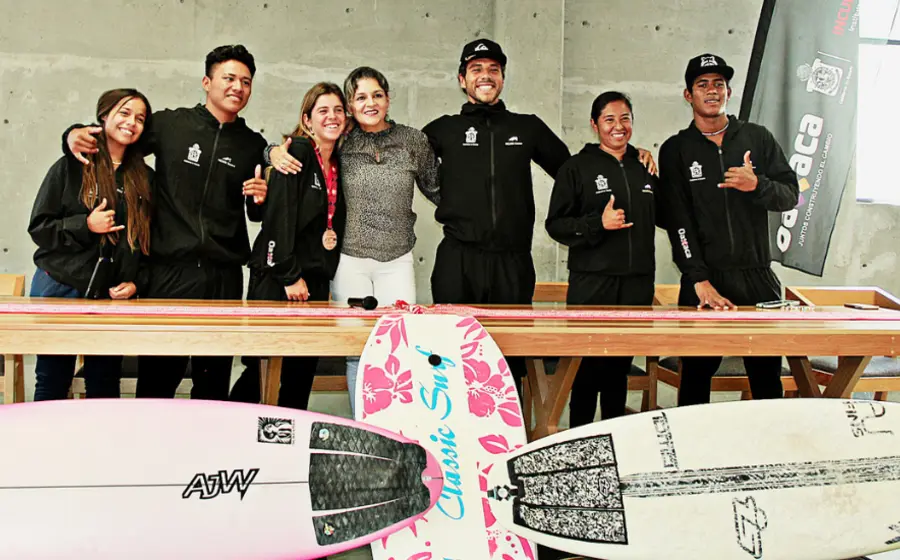 surfistas-oaxaca