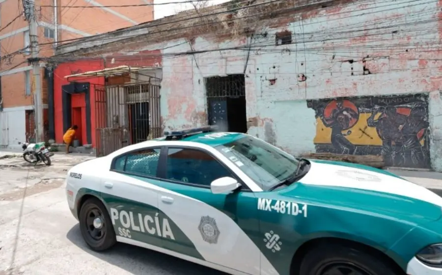 patrulla_en_vecindad_de_cdmx