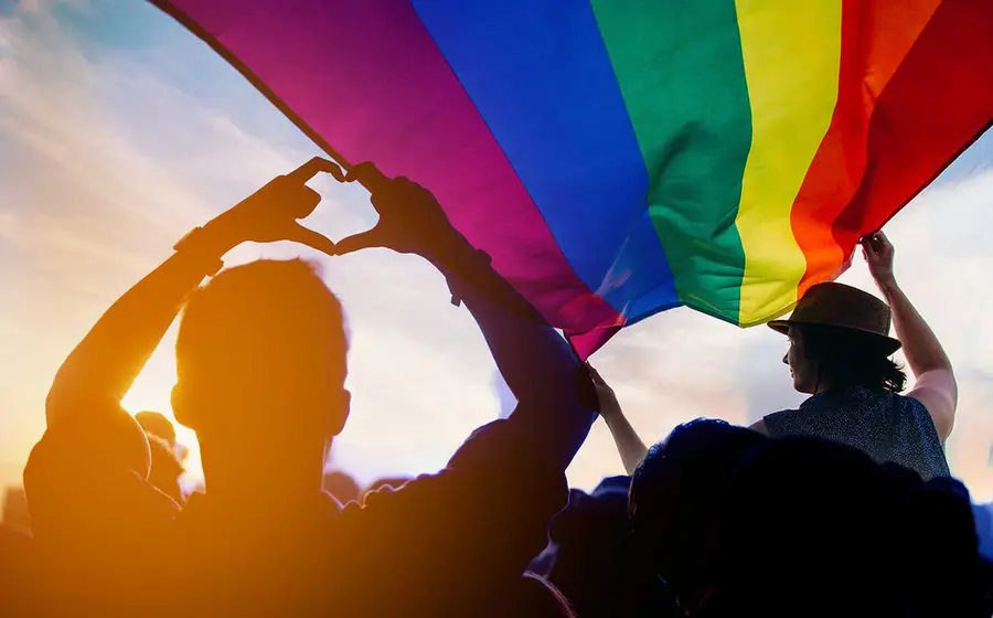 Restringen manifestaciones homosexuales en Qatar
