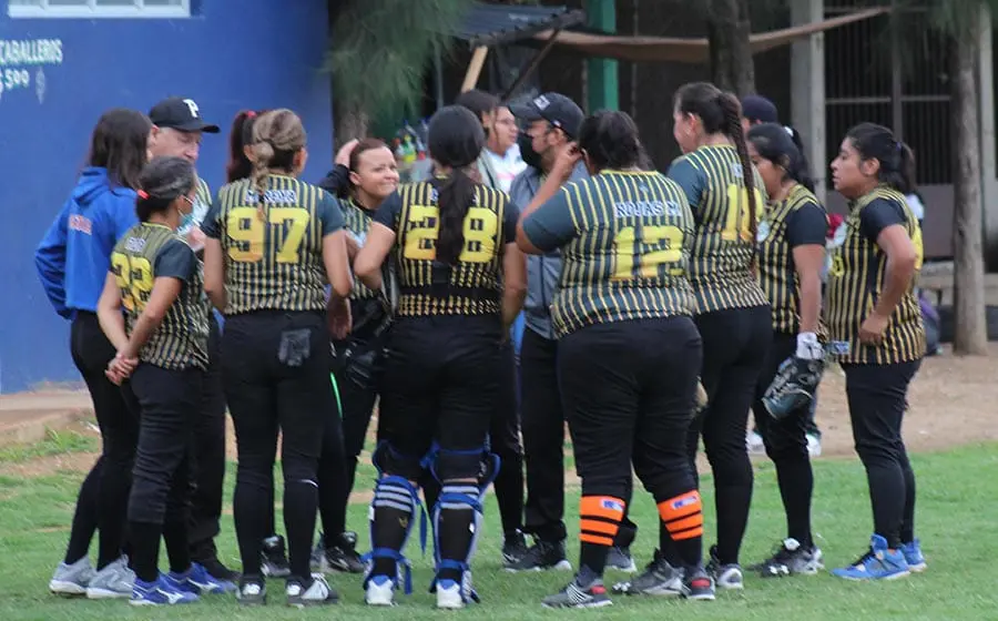 Equipo Royals ganó un gran juego de pelota