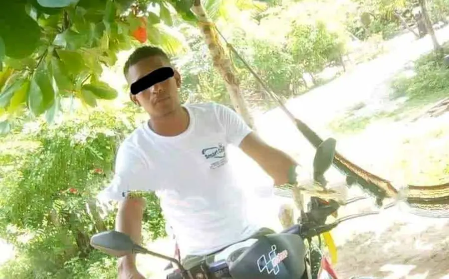 sujeto-en-moto 