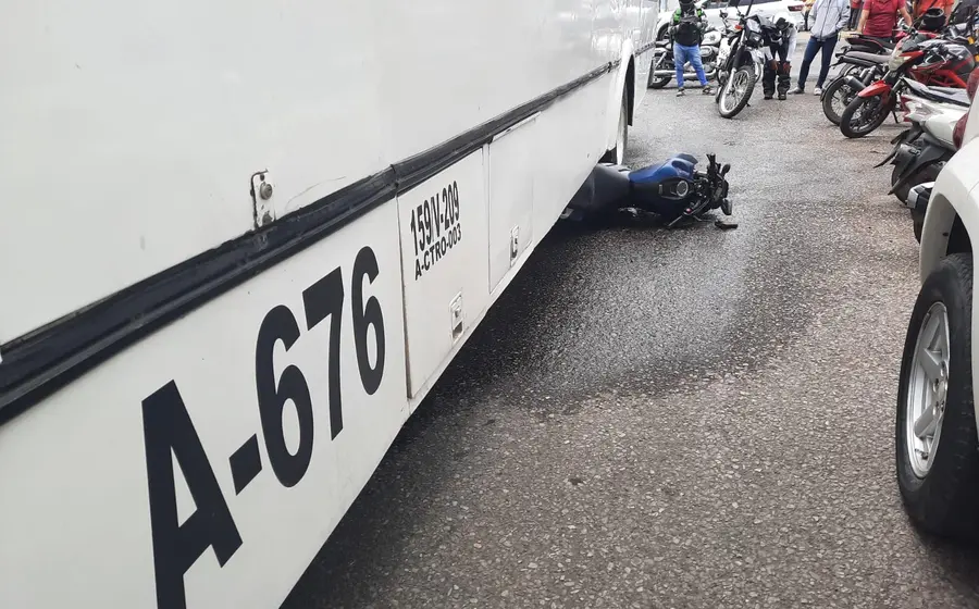 Moto después del choque 