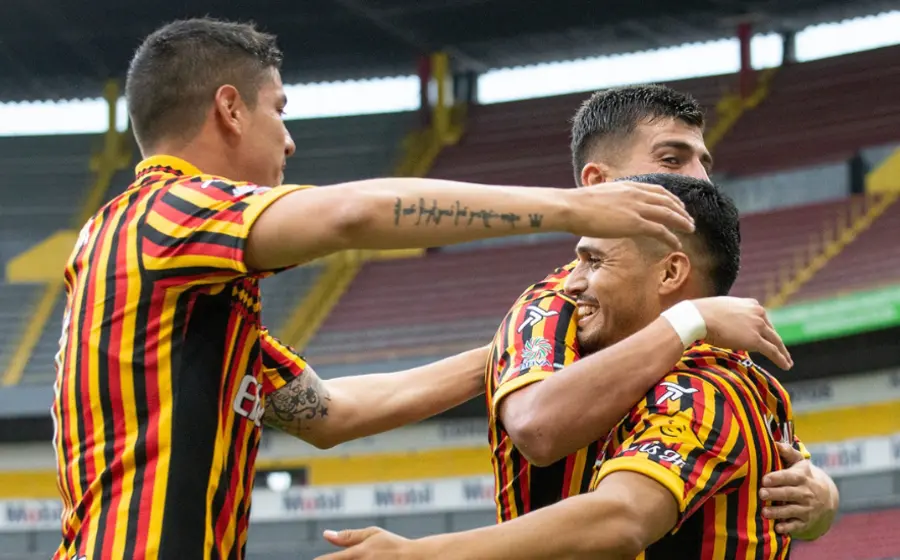  leones_negros_de_universidad_de_guadalajara 