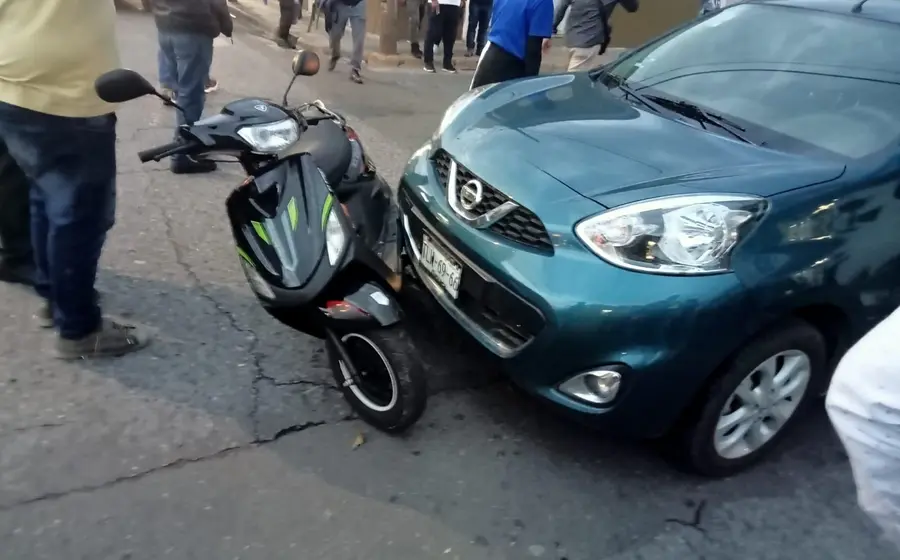 motocileta-accidente-autos