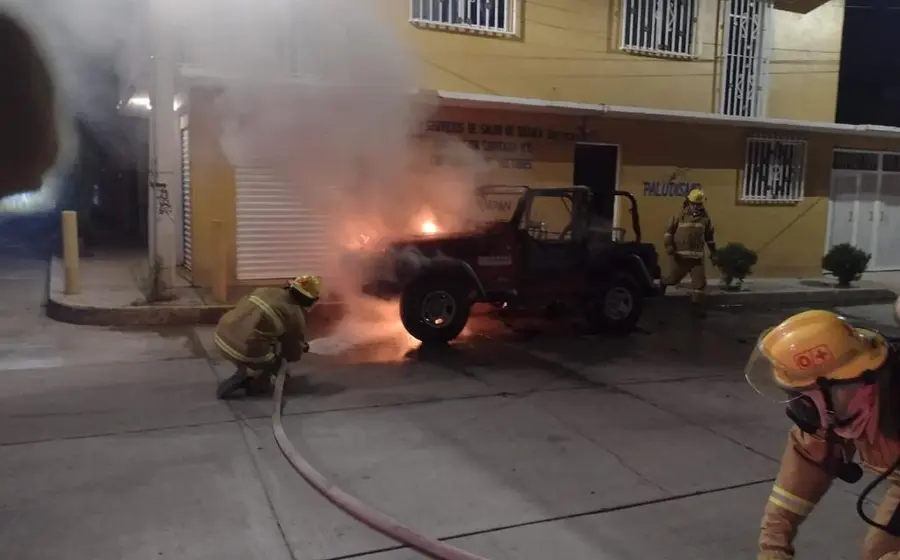 jeep-incendiado-oaxaca2