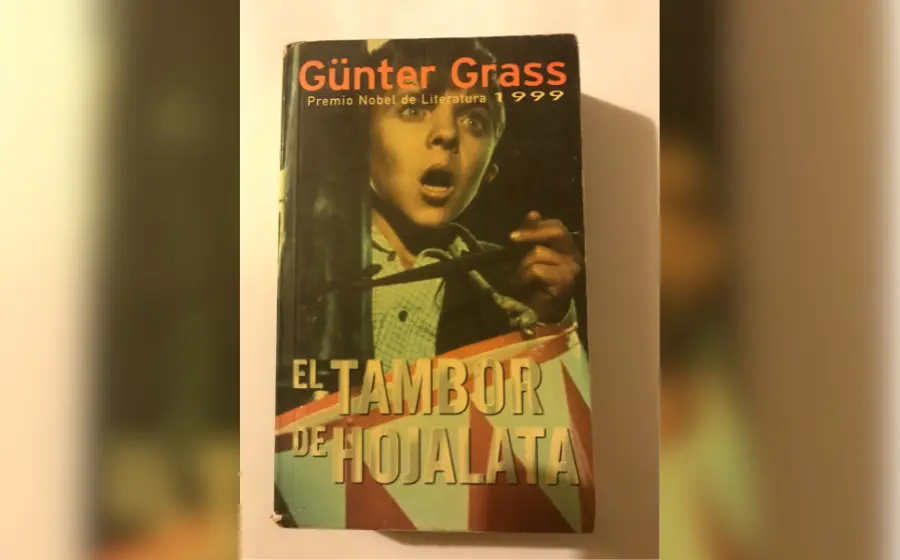 tambor-hojalata-libro