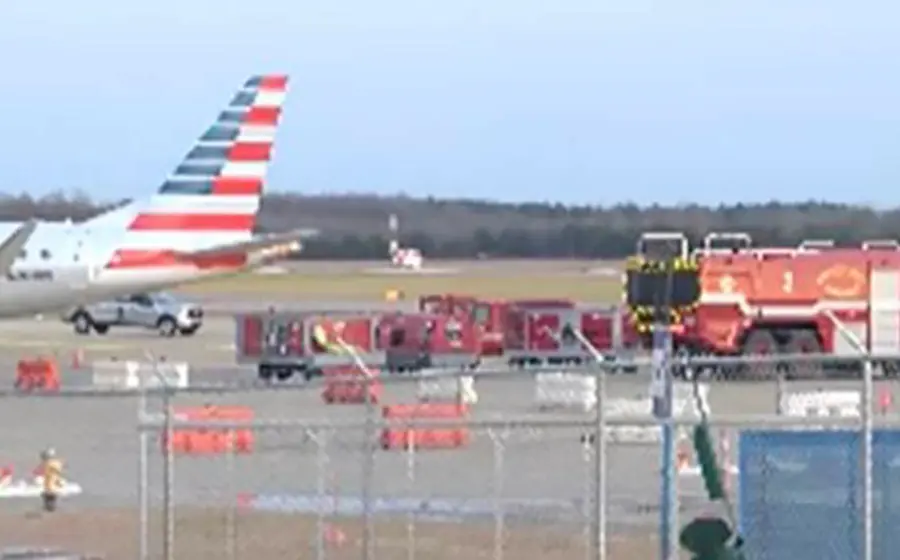 Los hechos sucedieron el pasado 31 de diciembre en el aeropuerto y hasta este martes fueron difundidos.