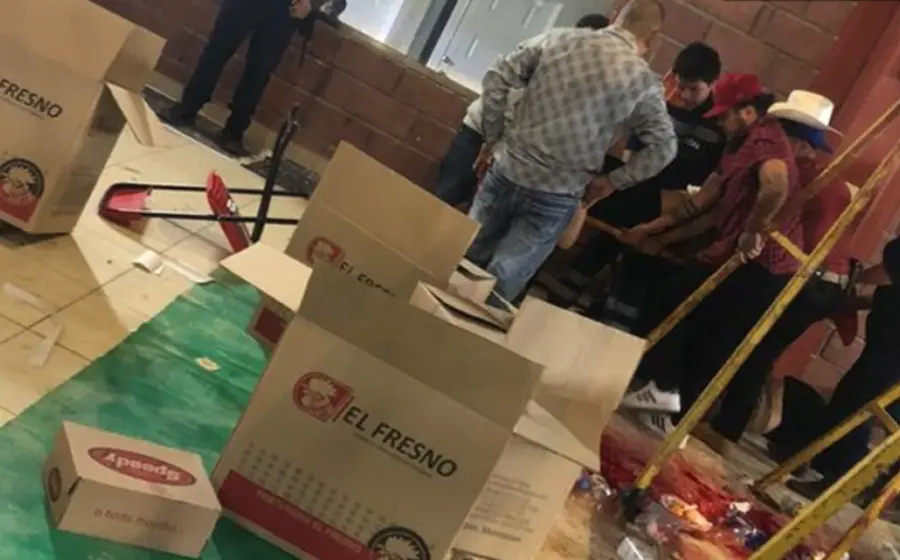 salon_de_fiestas_atacado
