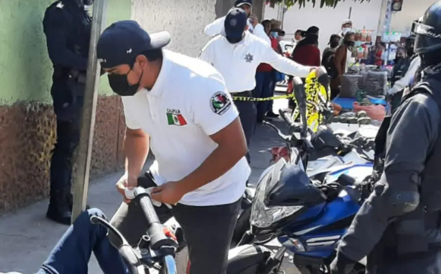 paramedicos-apoyando