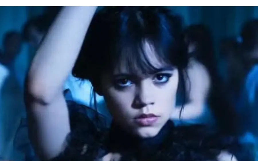 merlina_bailando