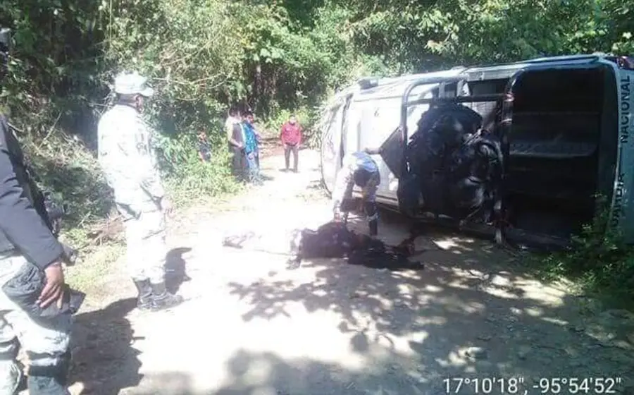 vuelca_patrulla_guardia_nacional1