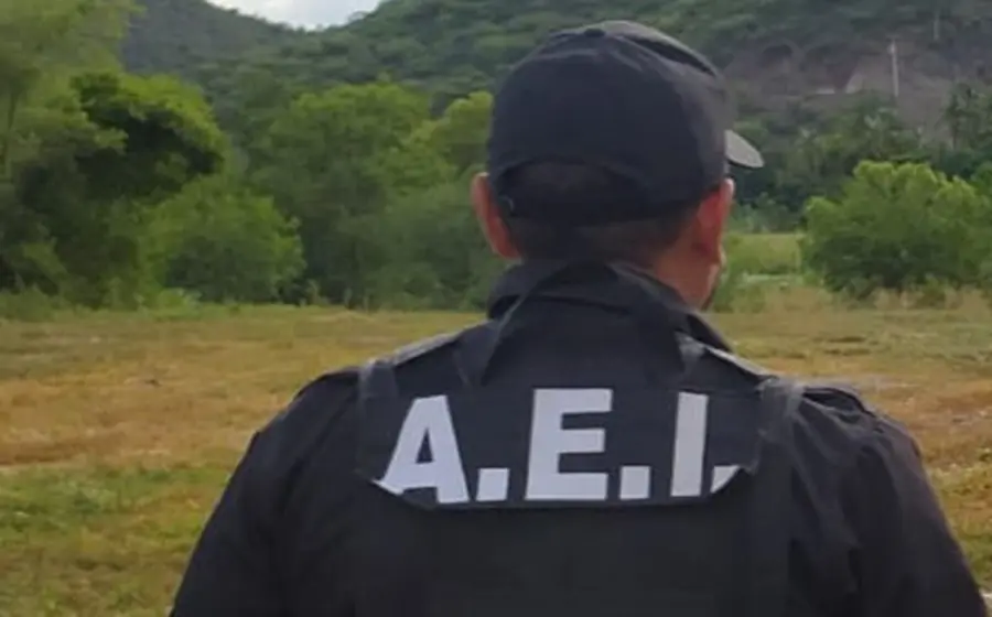 oficial_AEI