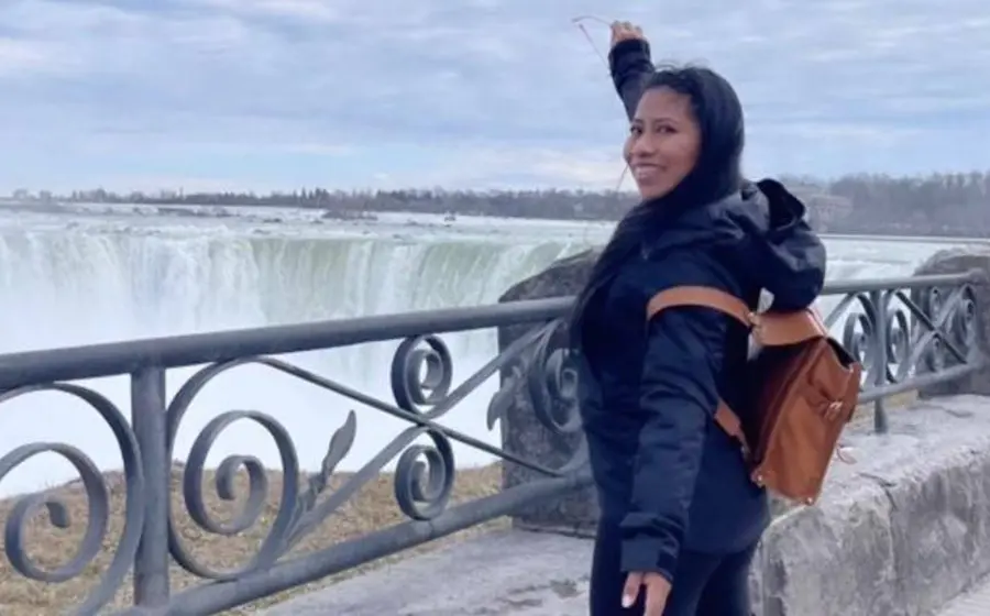 yalitza_aparicio_cataratas_niagara