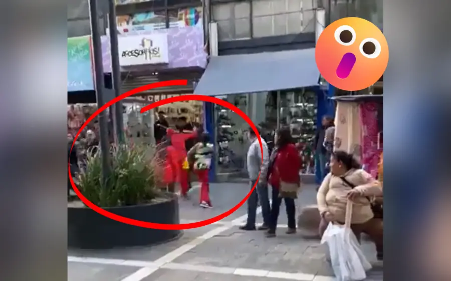 Hombre disfrazado