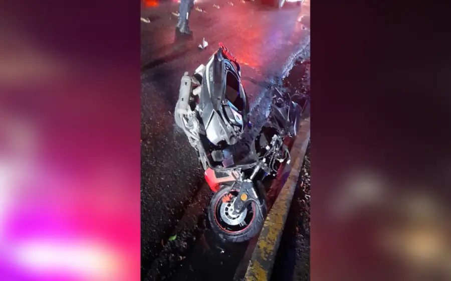 Moto después del choque 