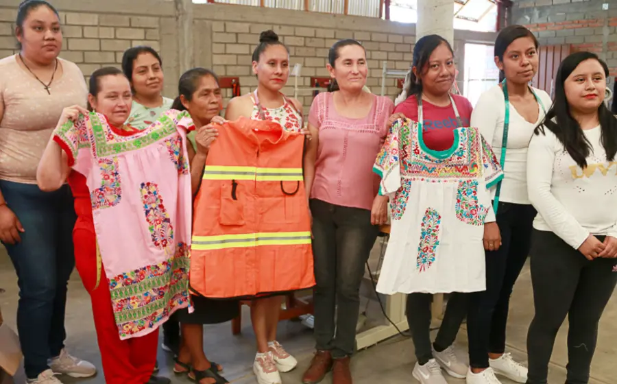 Son 12 mujeres las que conforman el taller Zorali. 