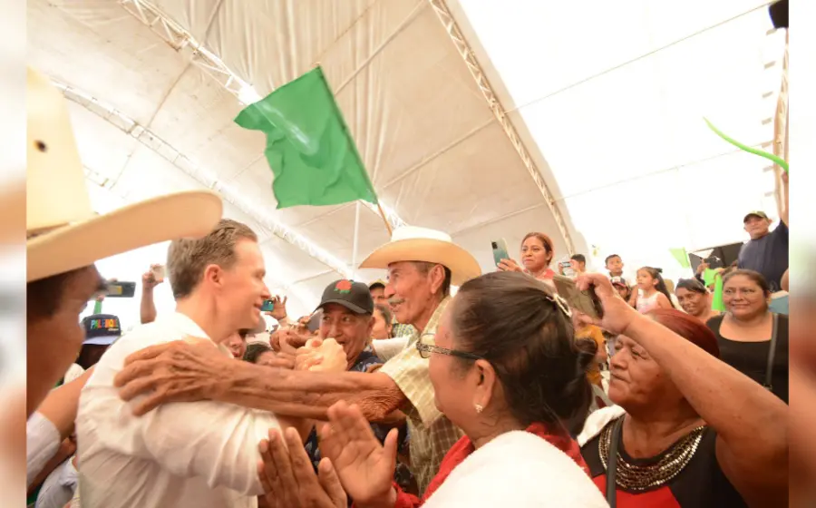 El candidato Velasco