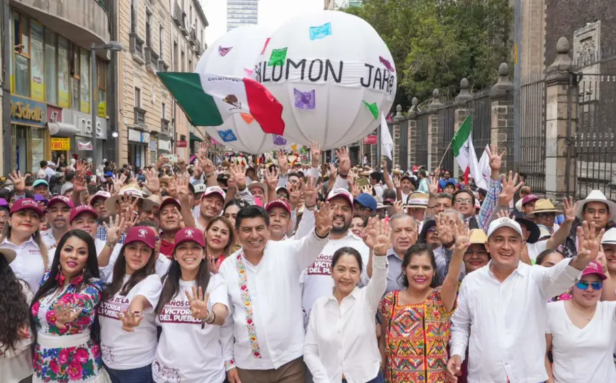 Salomón Jara festejando el 5 aniversario del triunfo electoral de AMLO