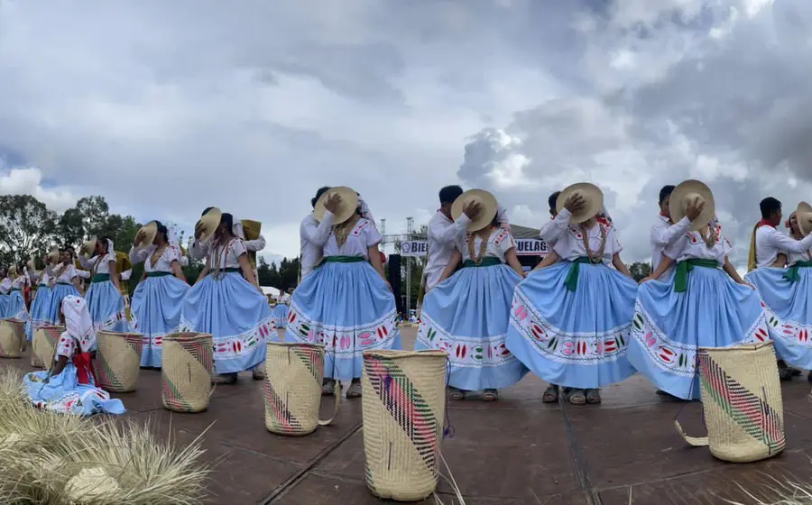 guelaguetza-magisterial
