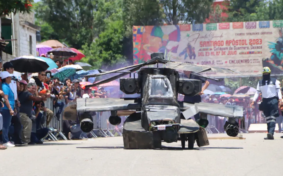 el_bombardero_carrera_autos_locos