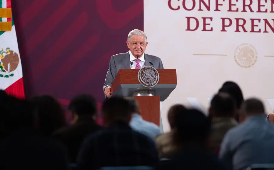 amlo_buscara_recuperar_bienes_garcia_luna