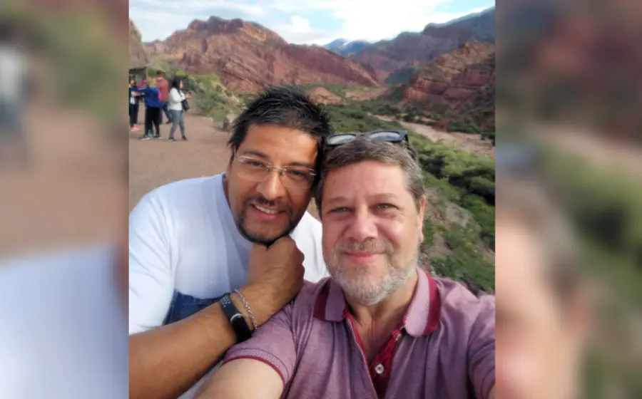 se_divorcia_inicia_relacion_con_hombre