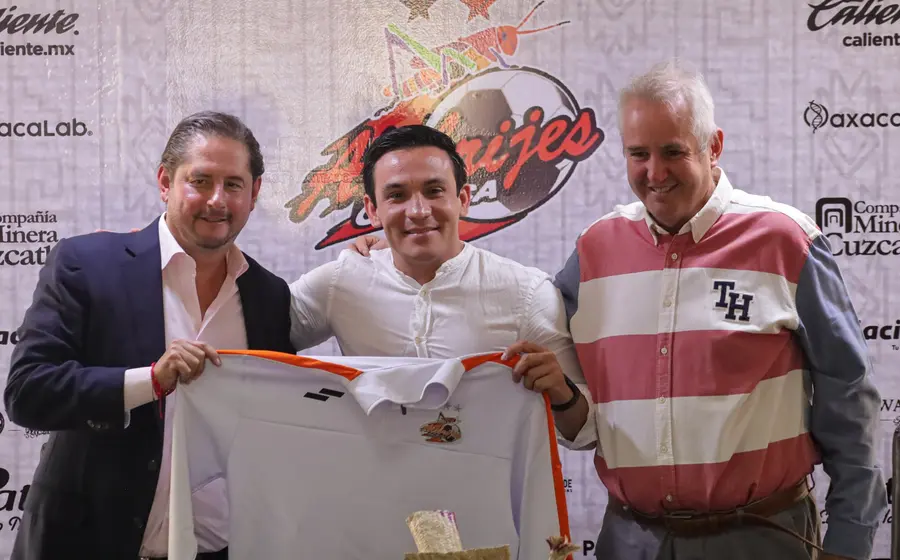 carlos-gutierrez-tecnico-alebrijes