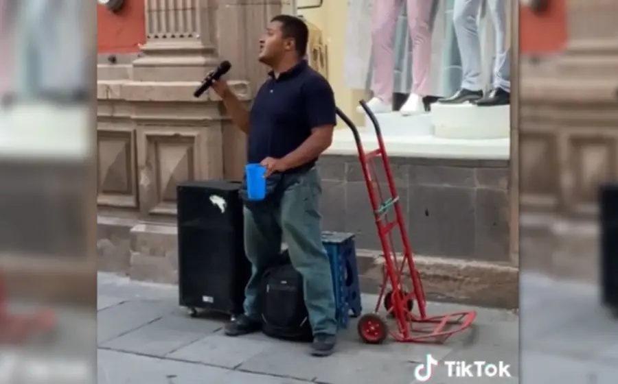 joven_canta_como_luis_miguel