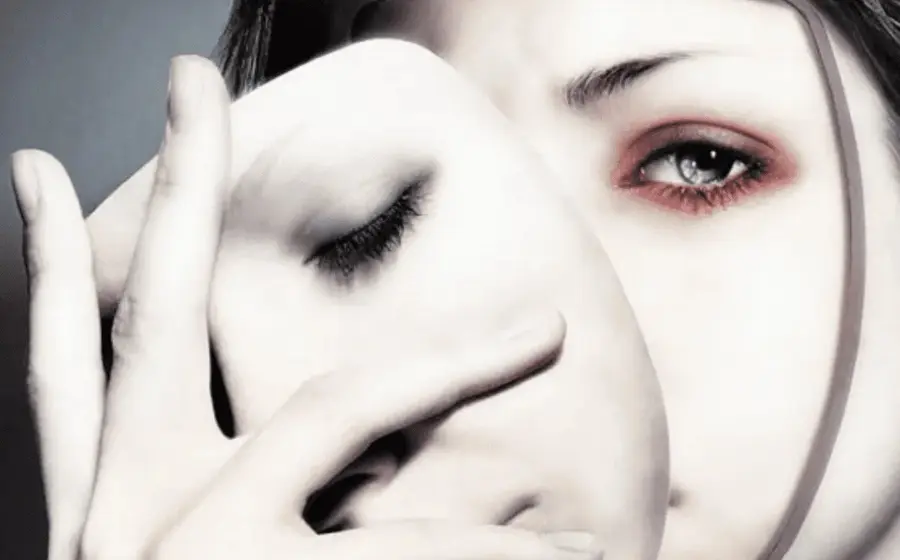 mascara-persona