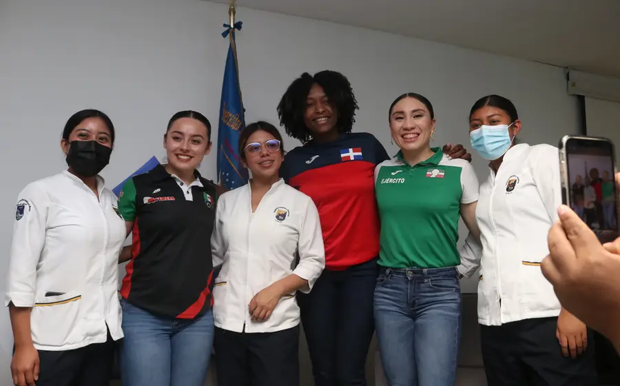 comparten_experiencias_karatecas_uabjo