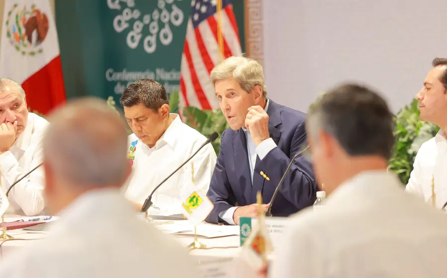 john-kerry-visita-oaxaca