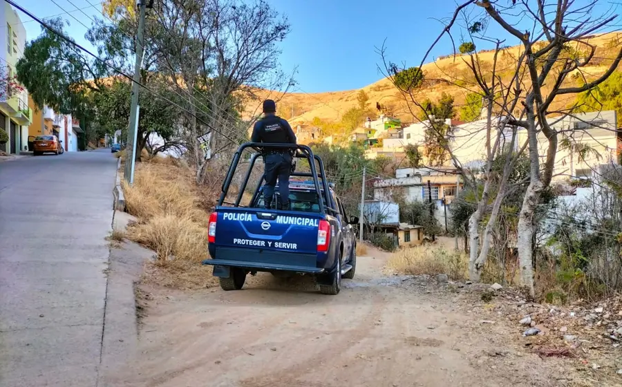 policias