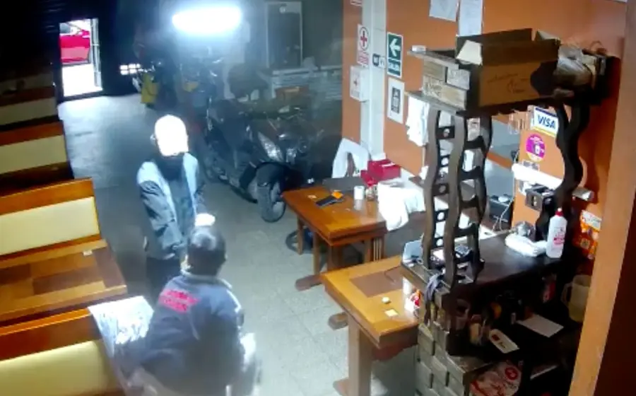 asaltan_niño_y_su_madre_restaurante