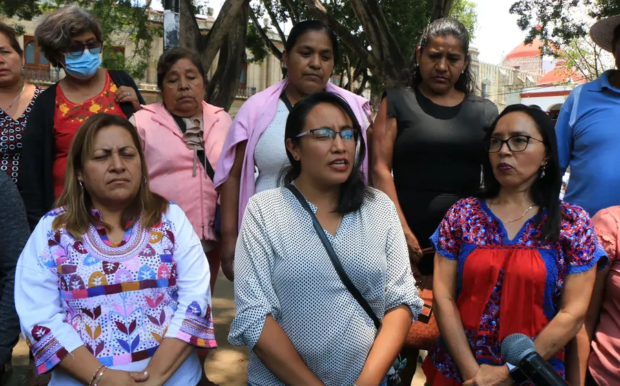 Mujeres-hablando