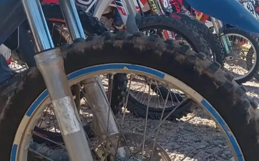 motos