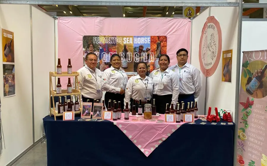 estudiantes_ito_proyecto_kombucha