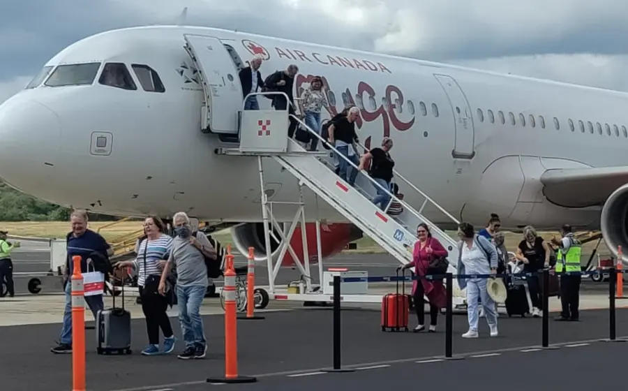 vuelo_canada_huatulco_oaxaca