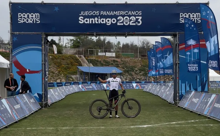 Armando Santiago