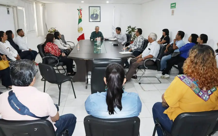 eduardo_pinacho_jueces_secretarios