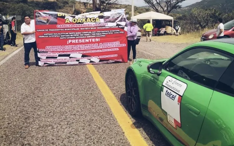 bloqueo_carrera_panamericana_santiago_chazumba