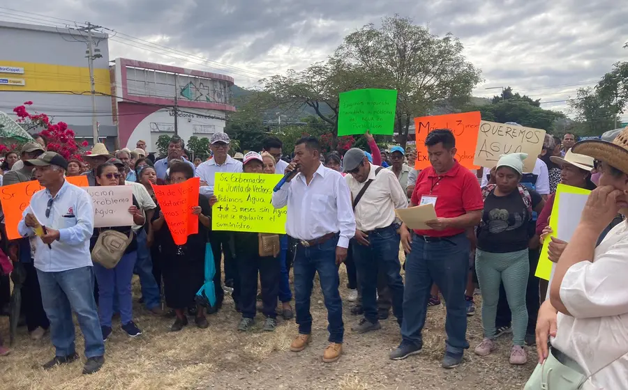 protestan_vecinos_pueblo_nuevo