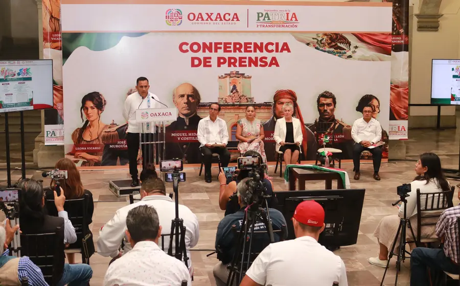 CONFERENCIA MES PATRIO