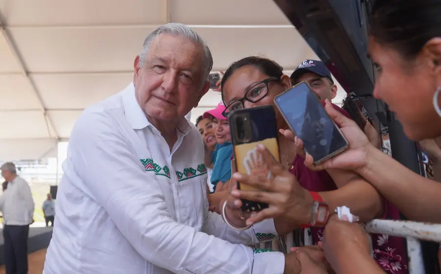 amlo