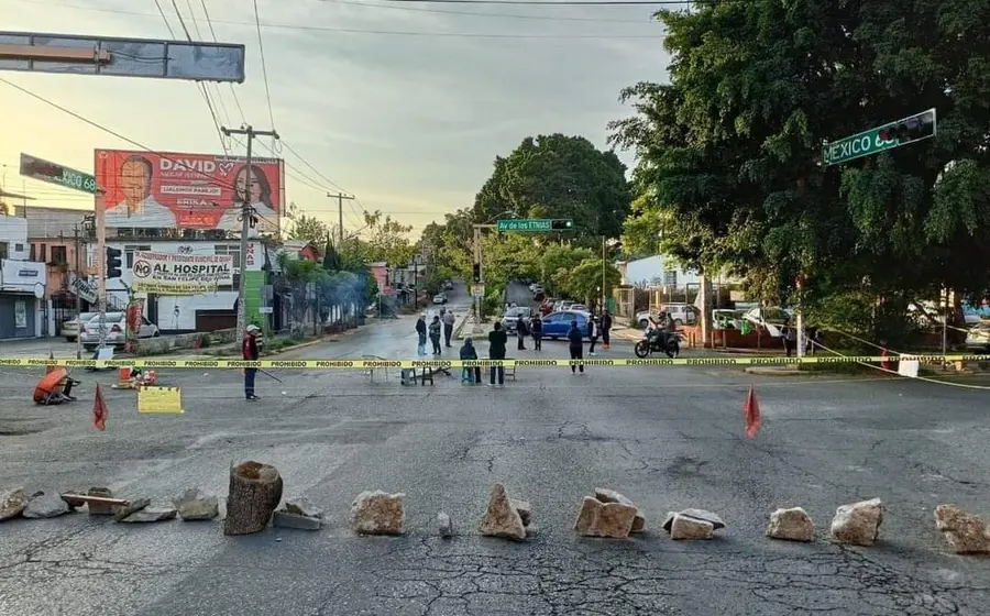 inician_dialogo_unidad_habitacional_agua
