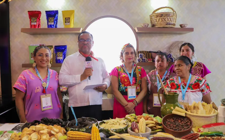 oaxaca_comparte_tradicion_tianguis_turistico