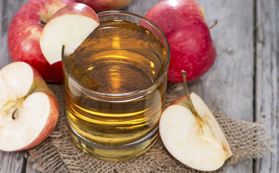Beneficios-de-tomar-jugo-de-manzana