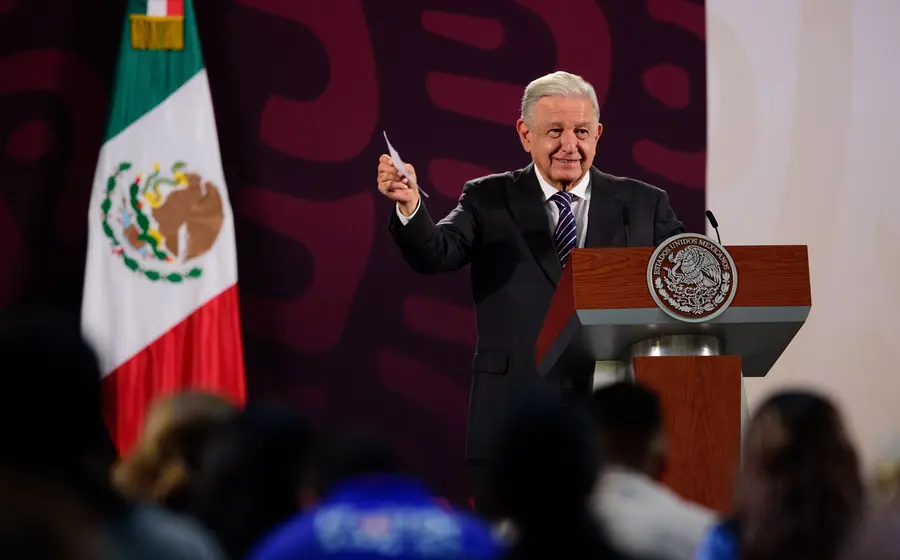amlo-papelito
