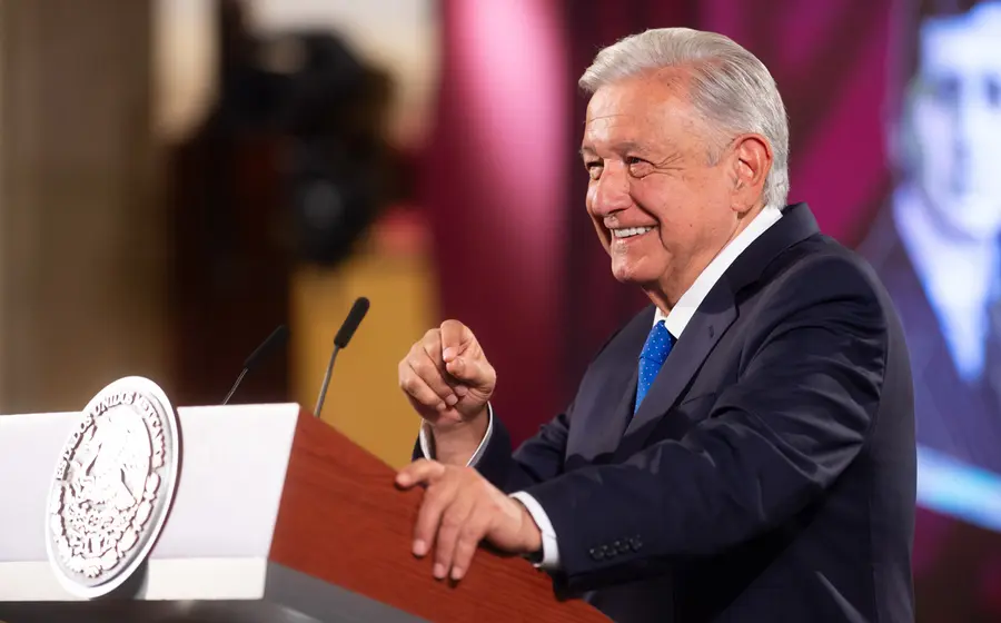 amlo-pellizco