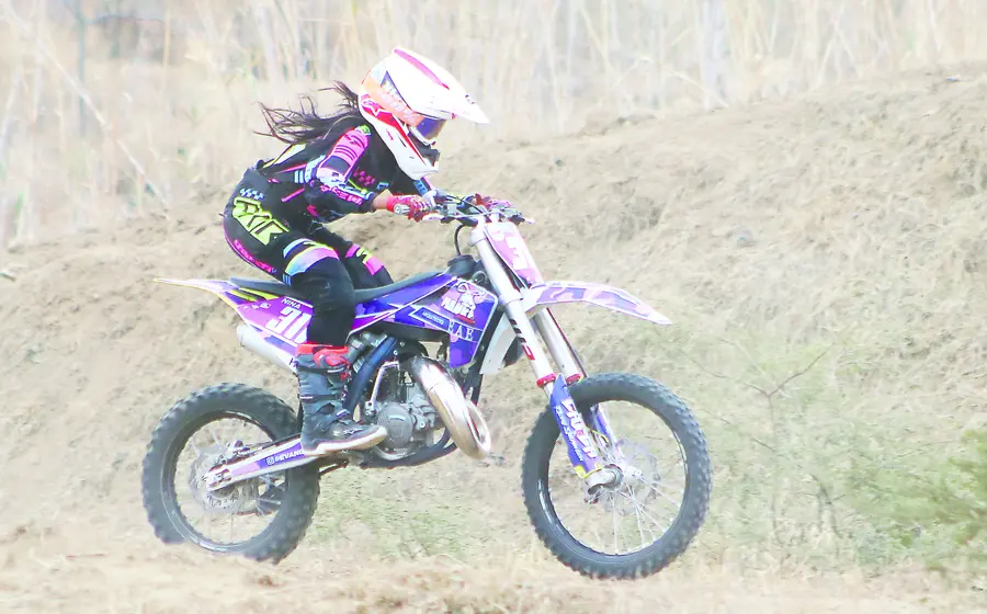 motocross-oaxac-nina