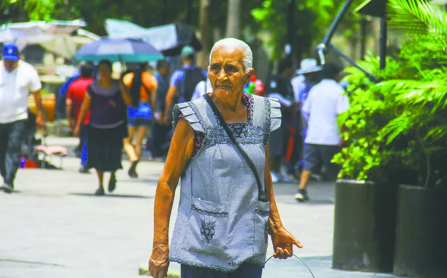 adultos_mayores_trabajan_oaxaca